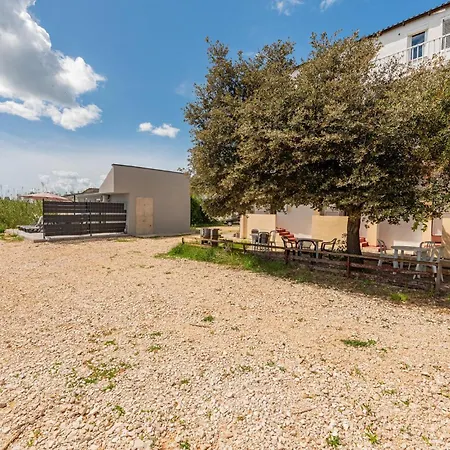 Lovely In With Wifi Lejlighed Povljana